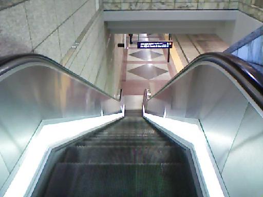 escalator.JPG